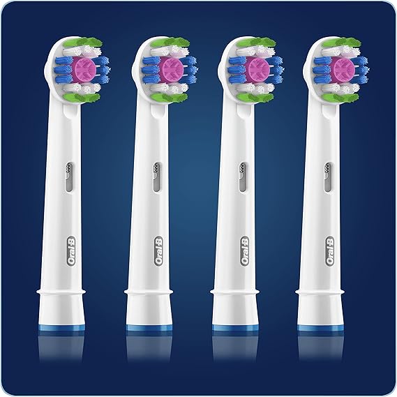 Oral-B 3D White Electric Toothbrush Head with CleanMaximiser Technology, Angled Bristles for Deeper Plaque Removal, Pack of 4 Toothbrush Heads, White